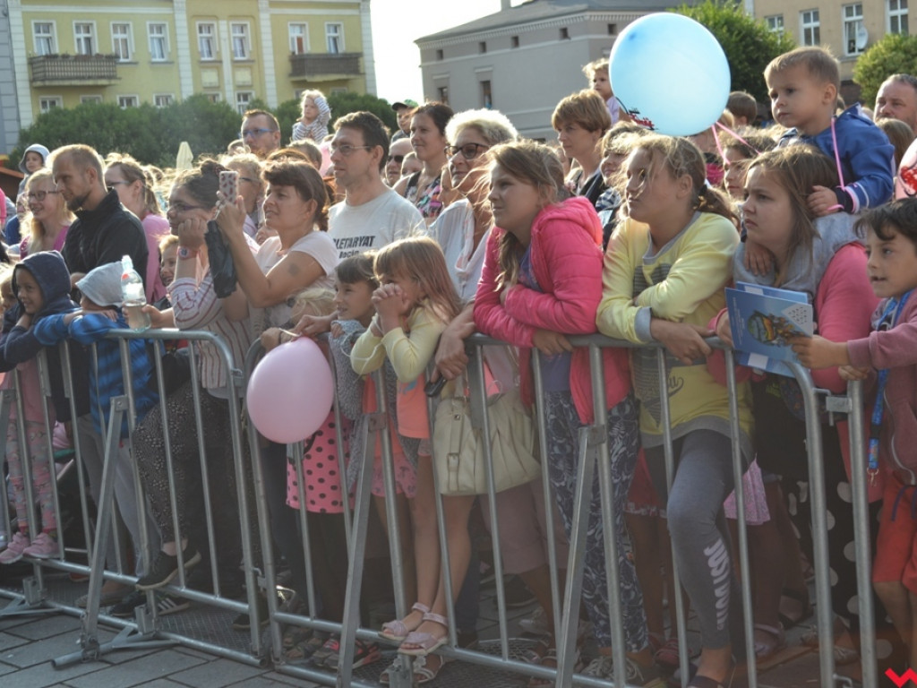 Goście specjalni z Madagaskaru na wrzesińskim rynku