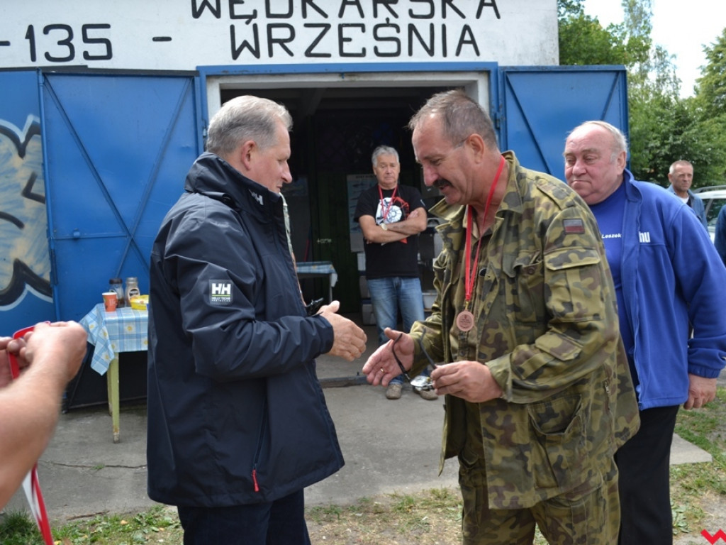 Spławikowa rywalizacja kół wędkarskich nad zalewem Lipówka