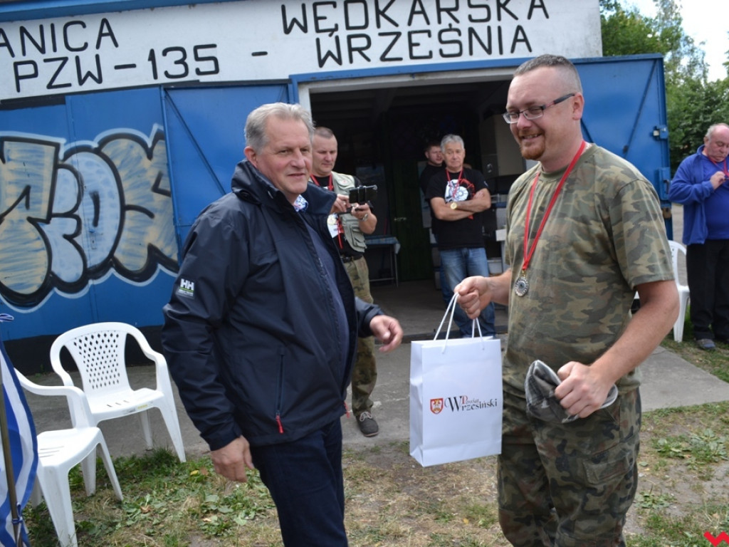Spławikowa rywalizacja kół wędkarskich nad zalewem Lipówka