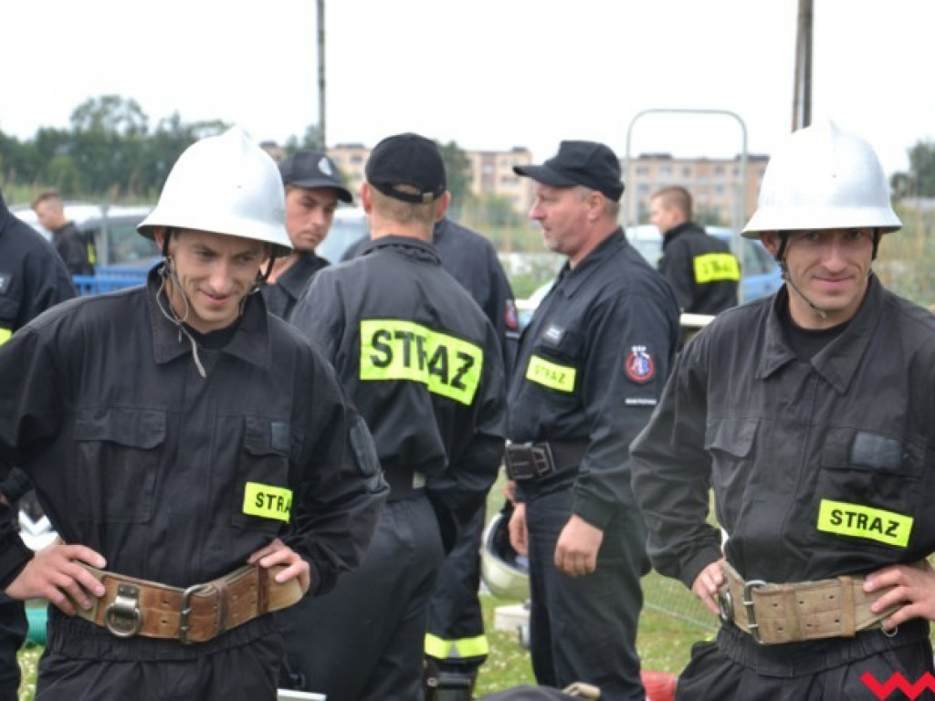 Strażacy przemoknięci do suchej nitki. Nikt jednak nie narzekał