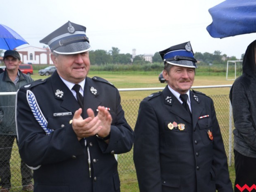 Strażacy przemoknięci do suchej nitki. Nikt jednak nie narzekał