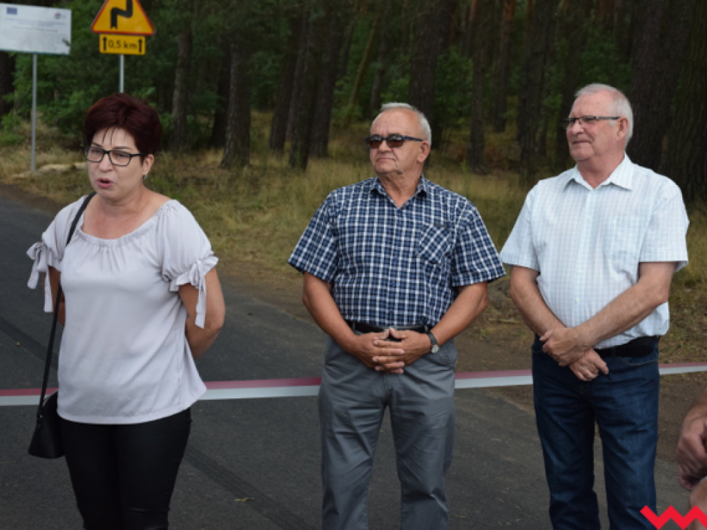 Nowa droga między Dolnymi Grądami a Zamościem. To krótszy dojazd do Pyzdr