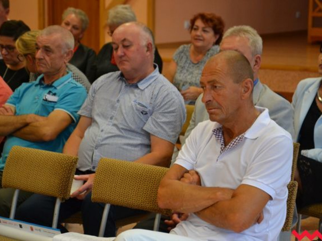 Starosta przyjechał na sesję i ostro skrytykował radnych z Miłosławia!
