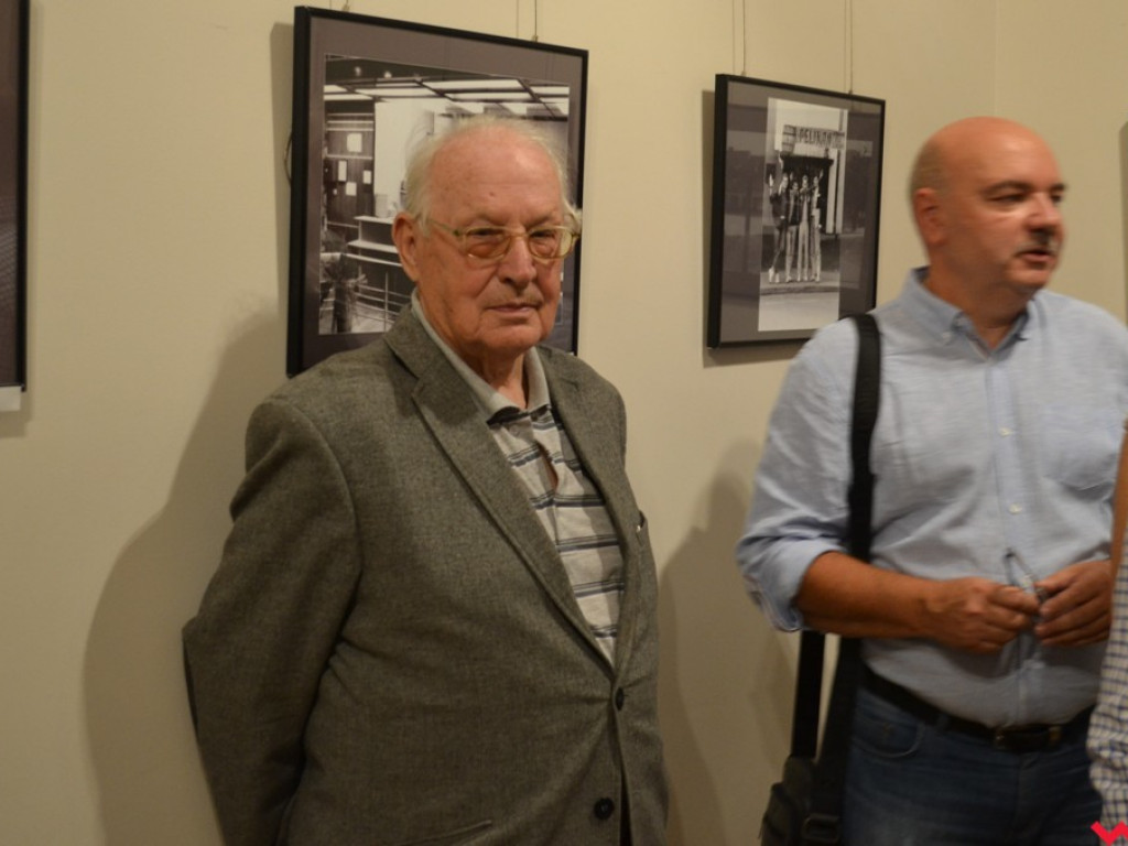 Prywatna historia miasta na starej fotografii