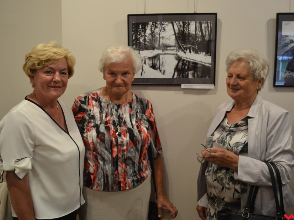 Prywatna historia miasta na starej fotografii