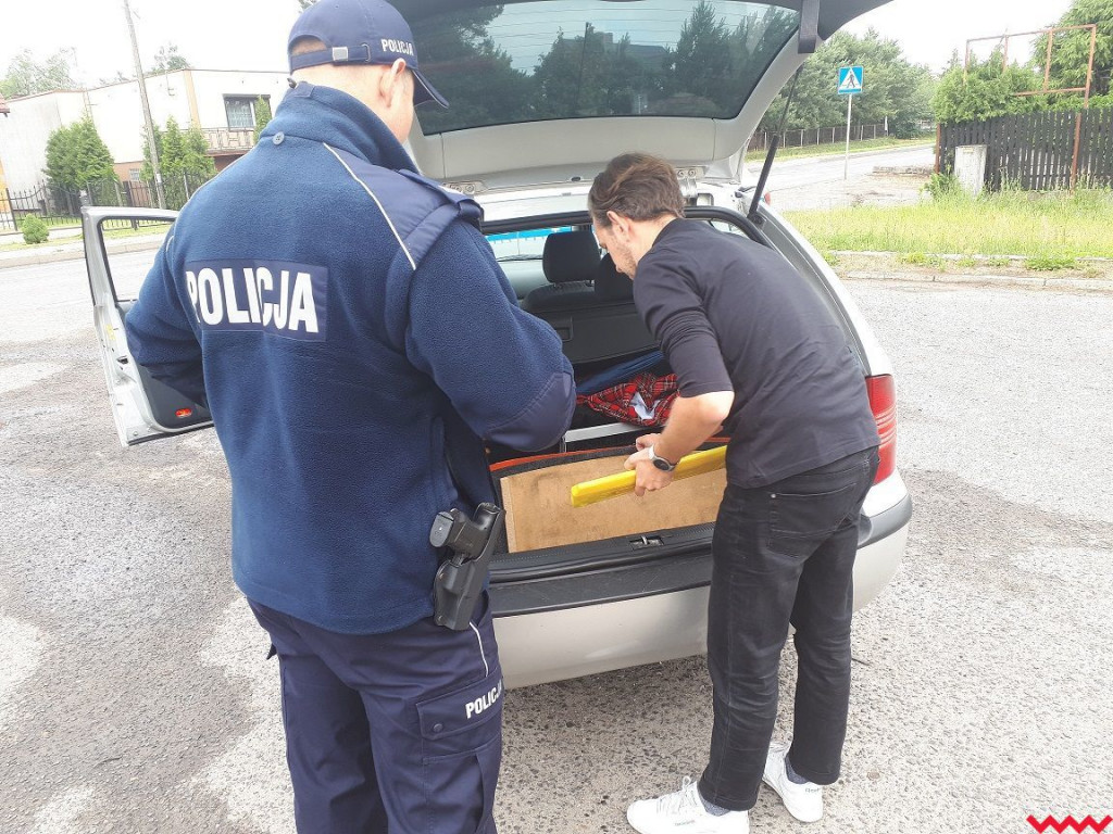 Sprawdzali wyposażenie pojazdów i zadawali kierowcom nietypowe pytanie