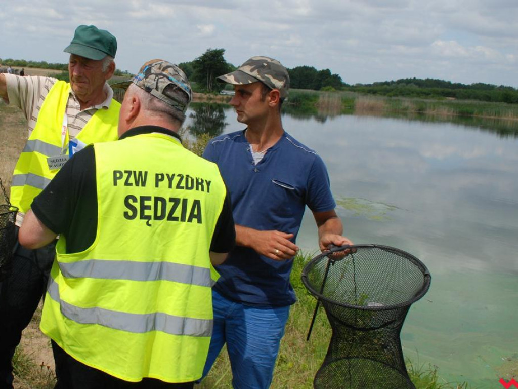 Pyzdrskie zawody wędkarskie o puchar burmistrza