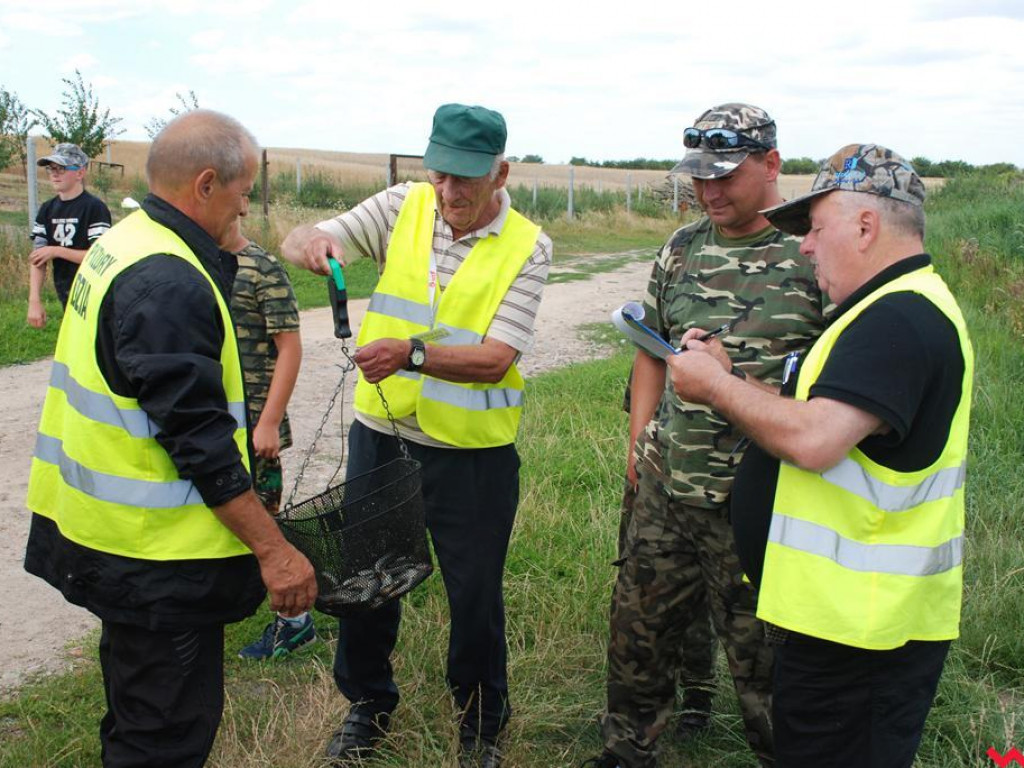 Pyzdrskie zawody wędkarskie o puchar burmistrza