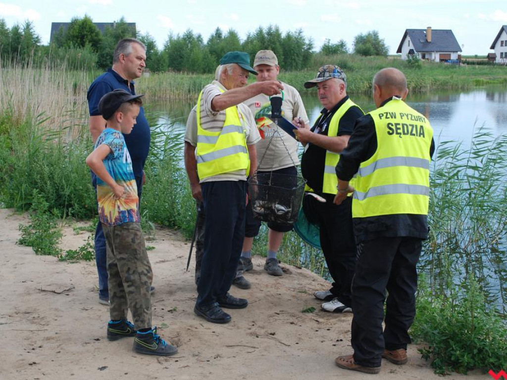 Pyzdrskie zawody wędkarskie o puchar burmistrza