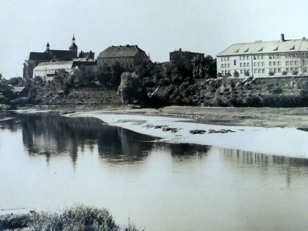 Czy nad Wartą w Pyzdrach znów będzie plaża jak za dawnych lat?