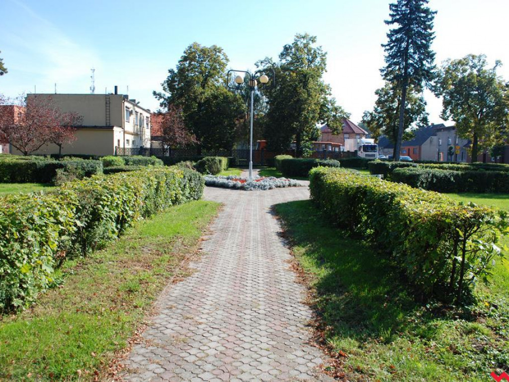 Jak zmienił się Plac Sikorskiego w Pyzdrach?