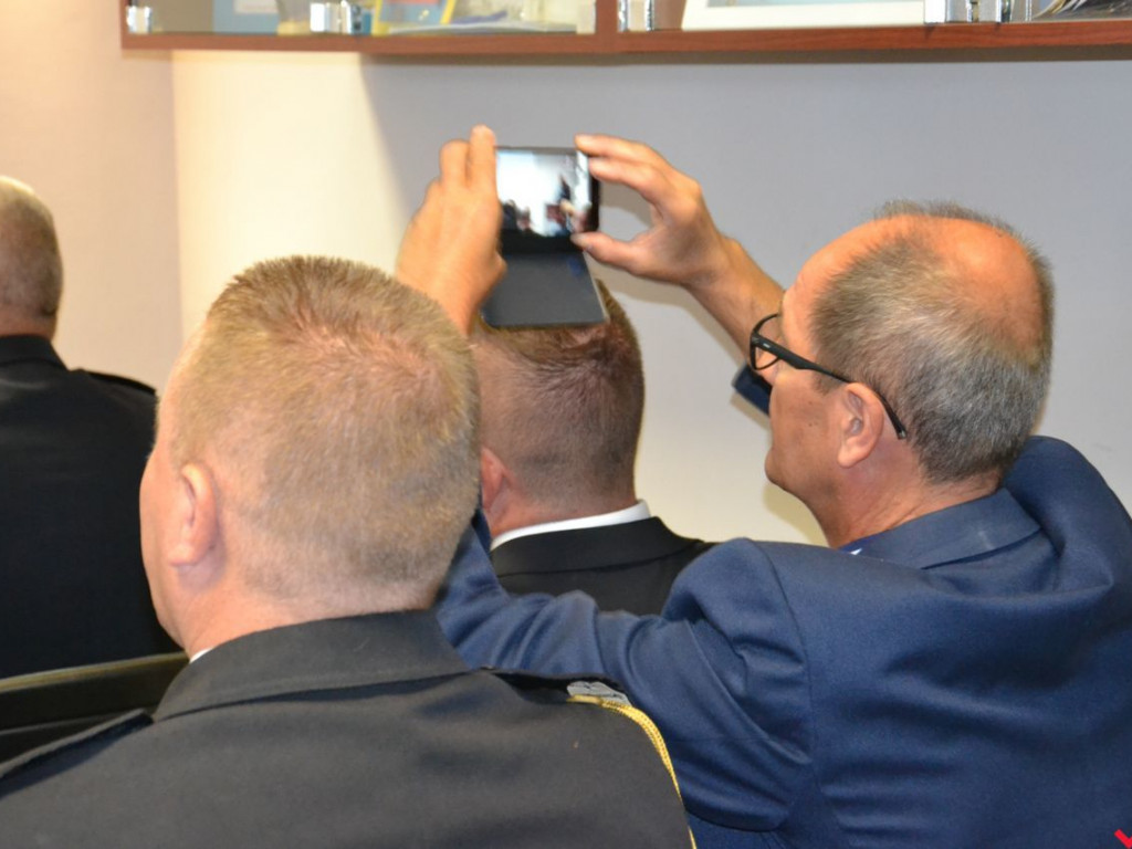 Dla takich chwil znoszą trudy swojej pracy. Odznaczenia i awanse z okazji Święta Policji