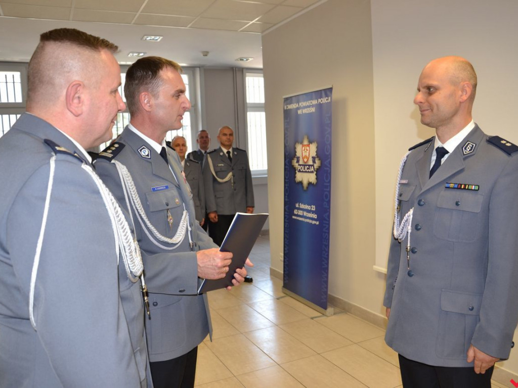 Dla takich chwil znoszą trudy swojej pracy. Odznaczenia i awanse z okazji Święta Policji