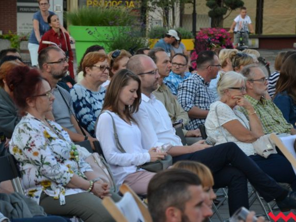 Julia Sawicka - Tribute to Swing. Kolejny udany jazzowy koncert na rynku