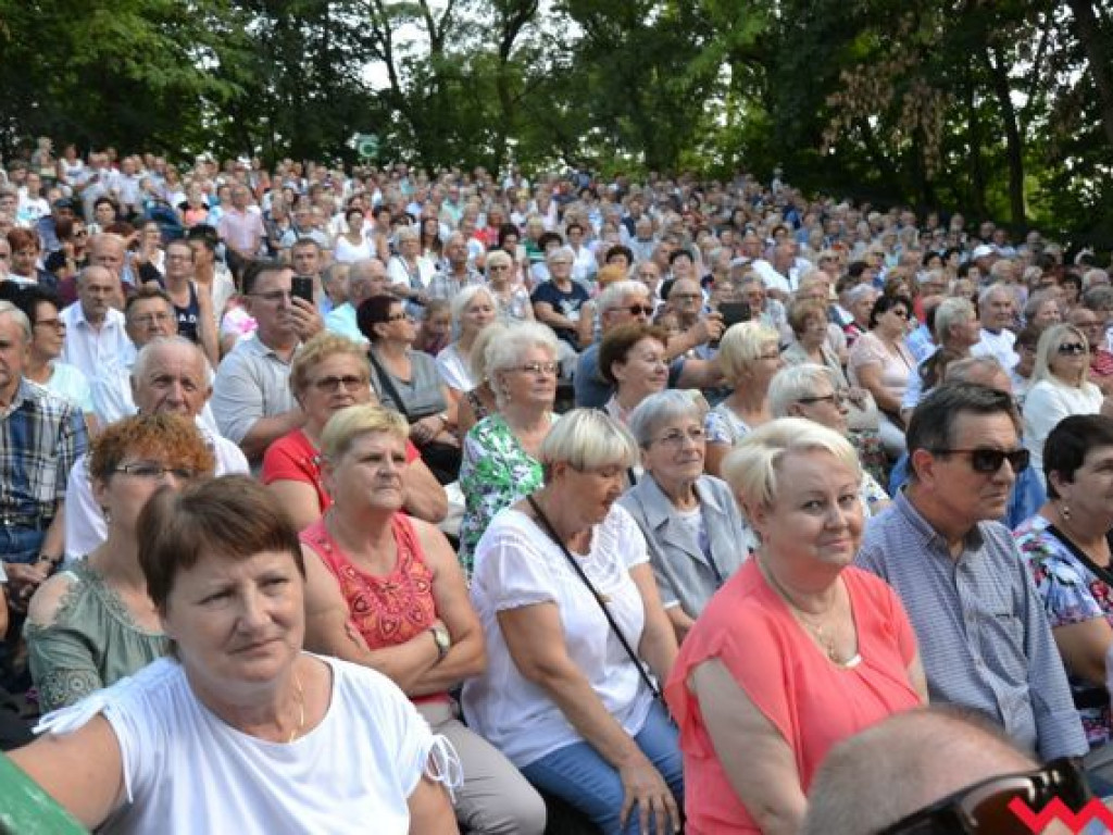 Cukiernik i organista kościelny zapełnili wrzesiński amfiteatr