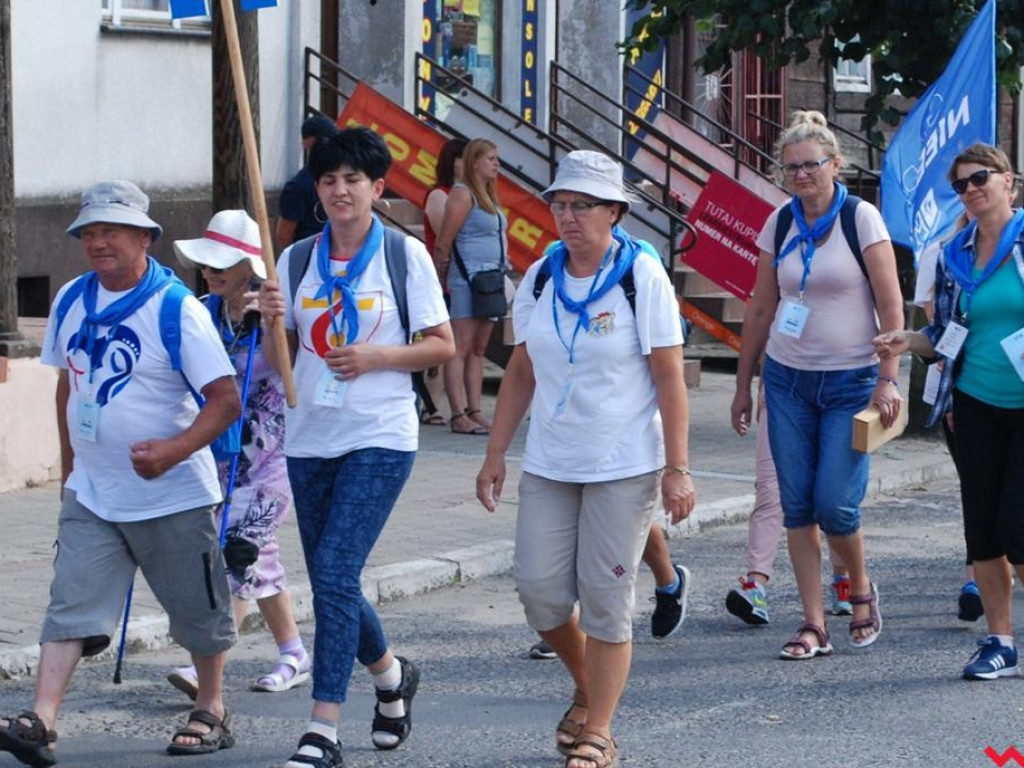 Pielgrzymka na Jasną Górę. Pątnicy zawitali dziś do Pyzdr