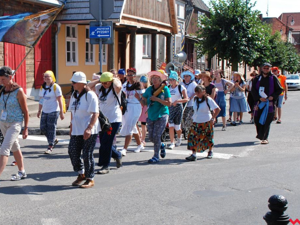 Pielgrzymka na Jasną Górę. Pątnicy zawitali dziś do Pyzdr
