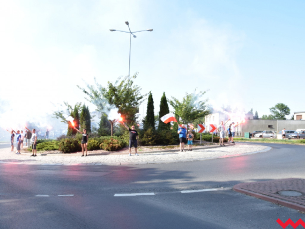 Września pamięta o powstańcach warszawskich. Uroczystość na rondzie w 74. rocznicę