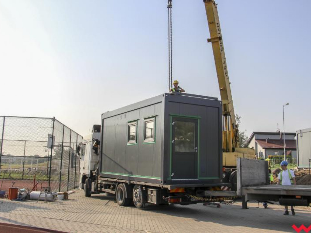 Udogodnienie dla uczniów i nauczycieli. Przy ZSTiO powstaje szatnia