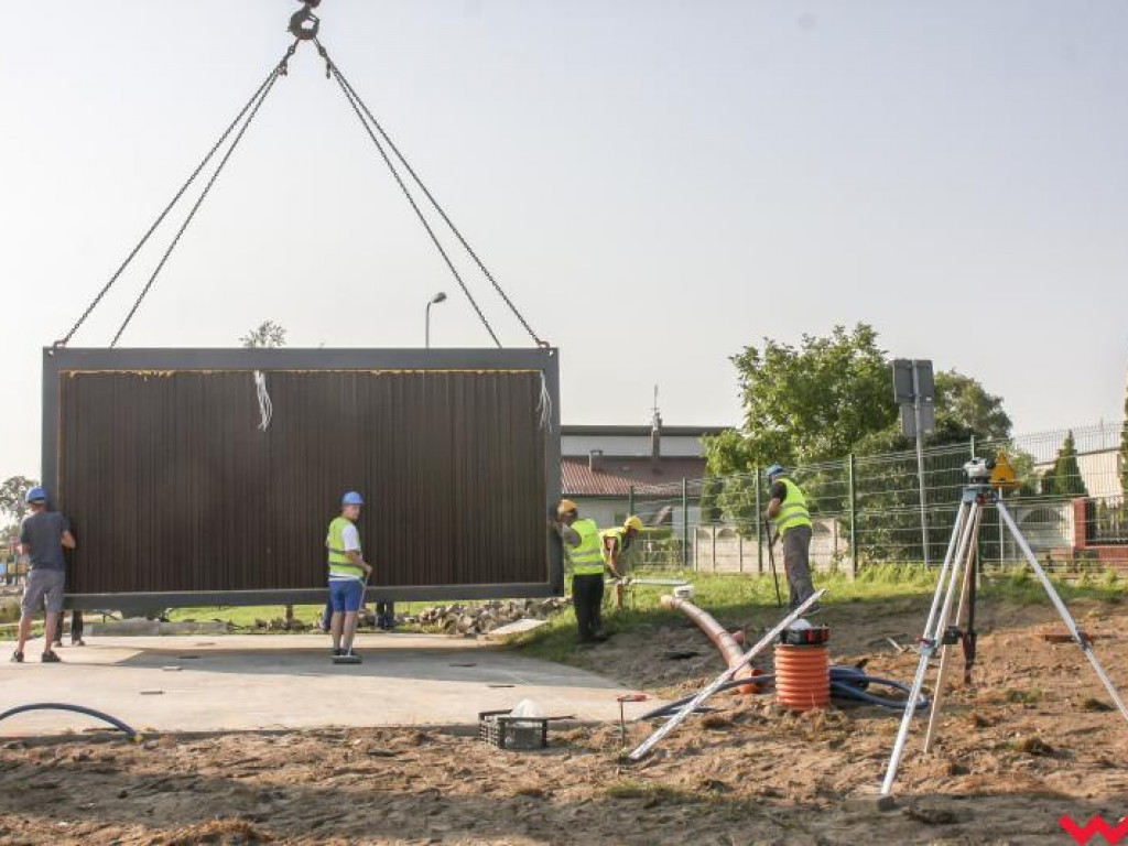 Udogodnienie dla uczniów i nauczycieli. Przy ZSTiO powstaje szatnia