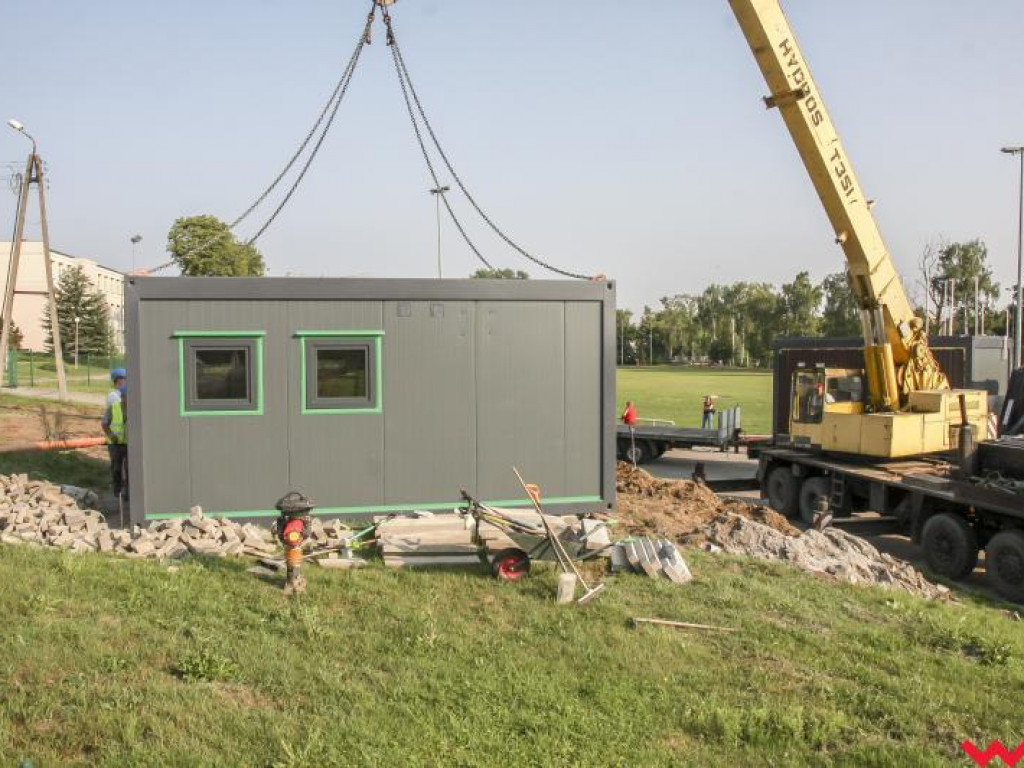 Udogodnienie dla uczniów i nauczycieli. Przy ZSTiO powstaje szatnia