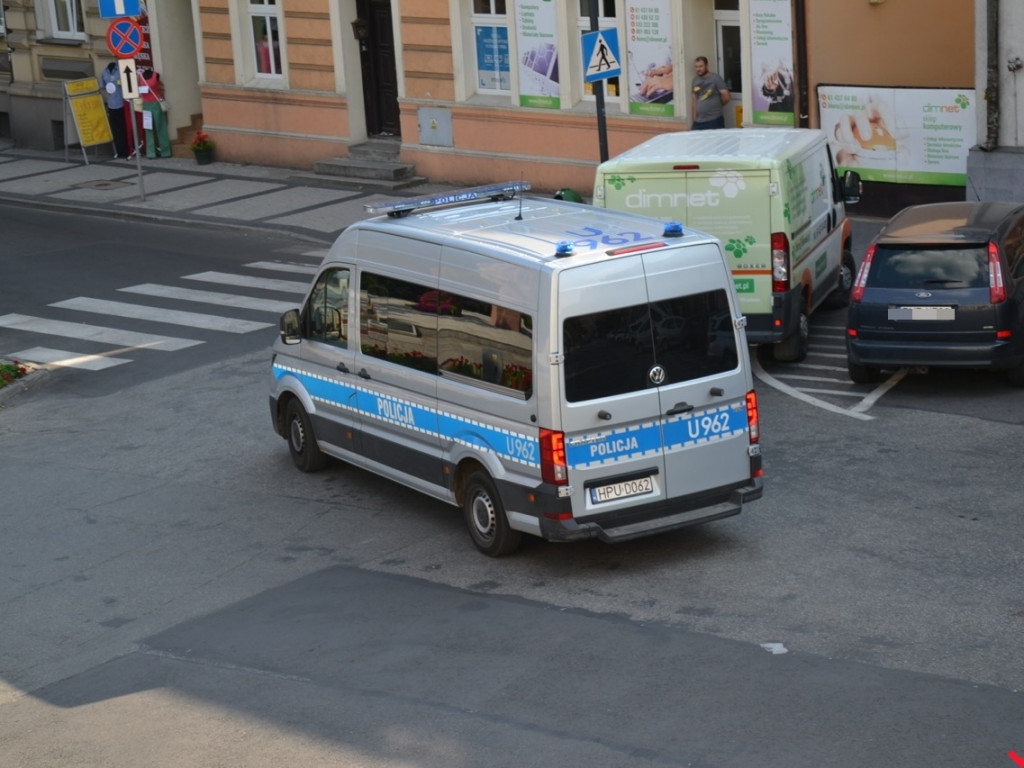 Damsko-męska bójka pod naszą redakcją. Policja pojawiła się błyskawicznie