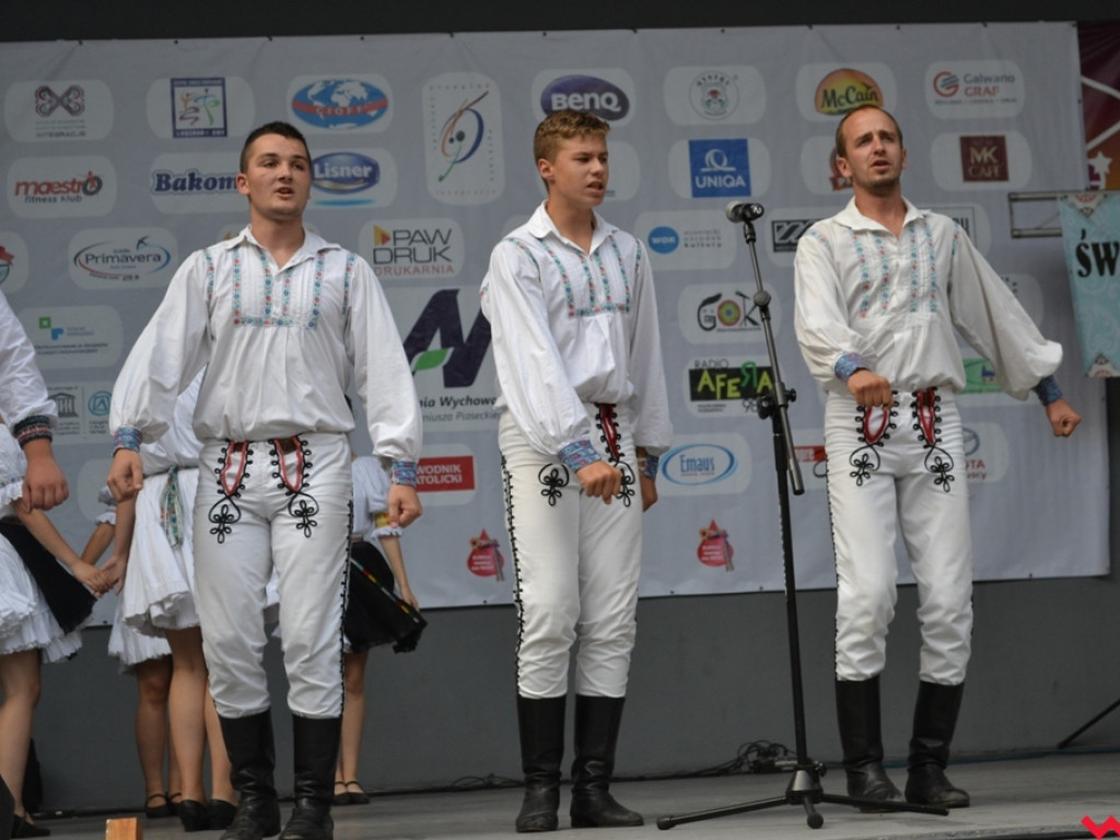 Pod urokiem folkloru. Zespoły z całego świata we wrzesińskim amfiteatrze