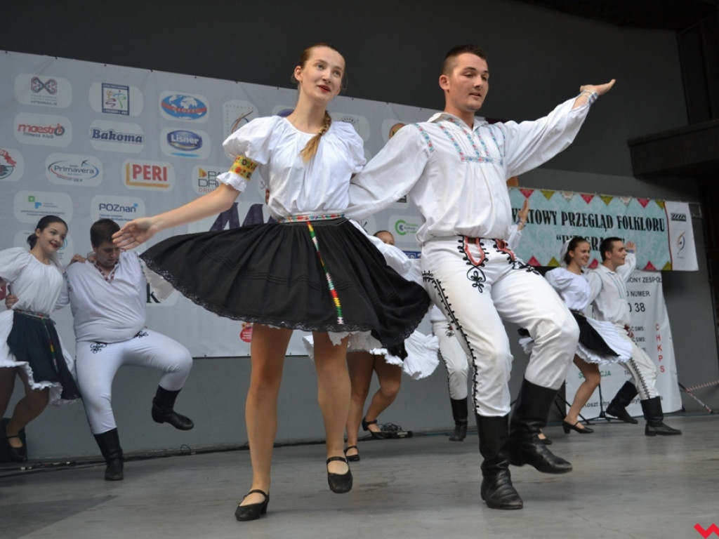 Pod urokiem folkloru. Zespoły z całego świata we wrzesińskim amfiteatrze