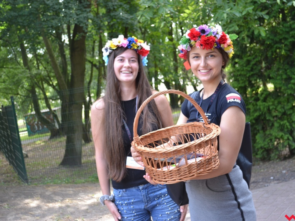 Pod urokiem folkloru. Zespoły z całego świata we wrzesińskim amfiteatrze