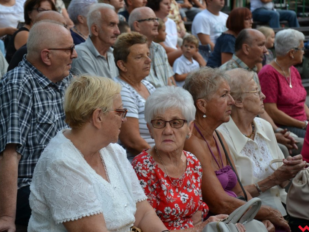 Umiarkowane zainteresowanie na patriotycznym koncercie wojskowej orkiestry