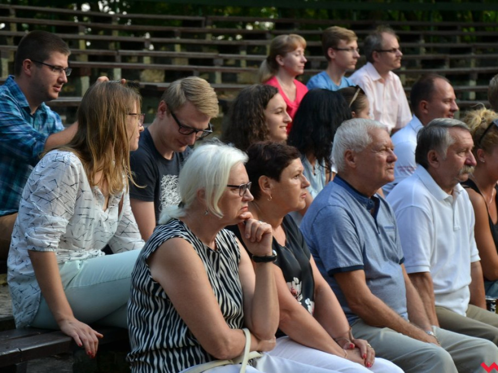 Umiarkowane zainteresowanie na patriotycznym koncercie wojskowej orkiestry