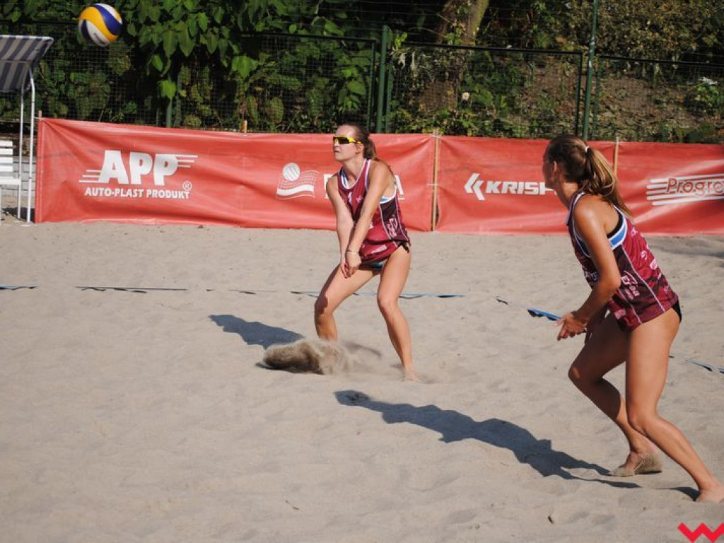 Kolejny turniej Plaża Wrze w toku. Sukces siatkarzy z Wrześni