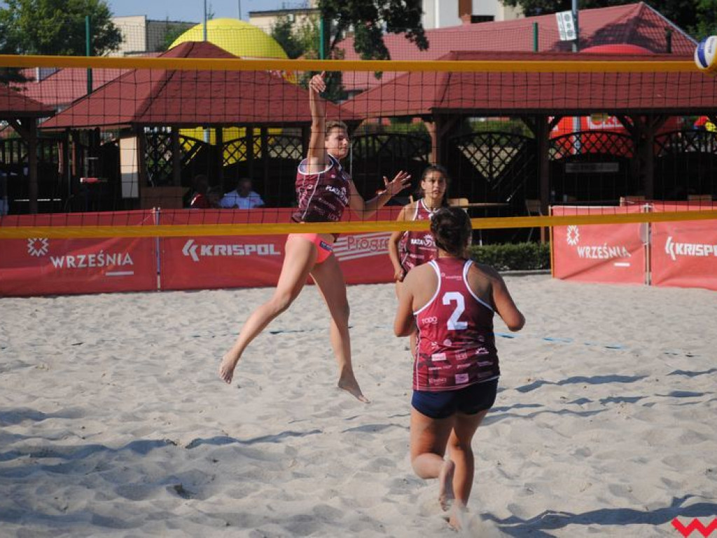 Kolejny turniej Plaża Wrze w toku. Sukces siatkarzy z Wrześni
