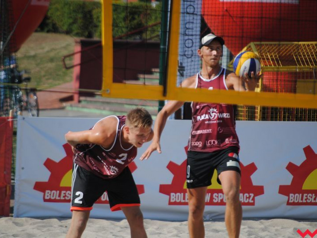 Kolejny turniej Plaża Wrze w toku. Sukces siatkarzy z Wrześni