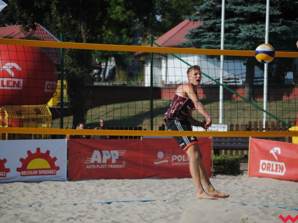 Kolejny turniej Plaża Wrze w toku. Sukces siatkarzy z Wrześni