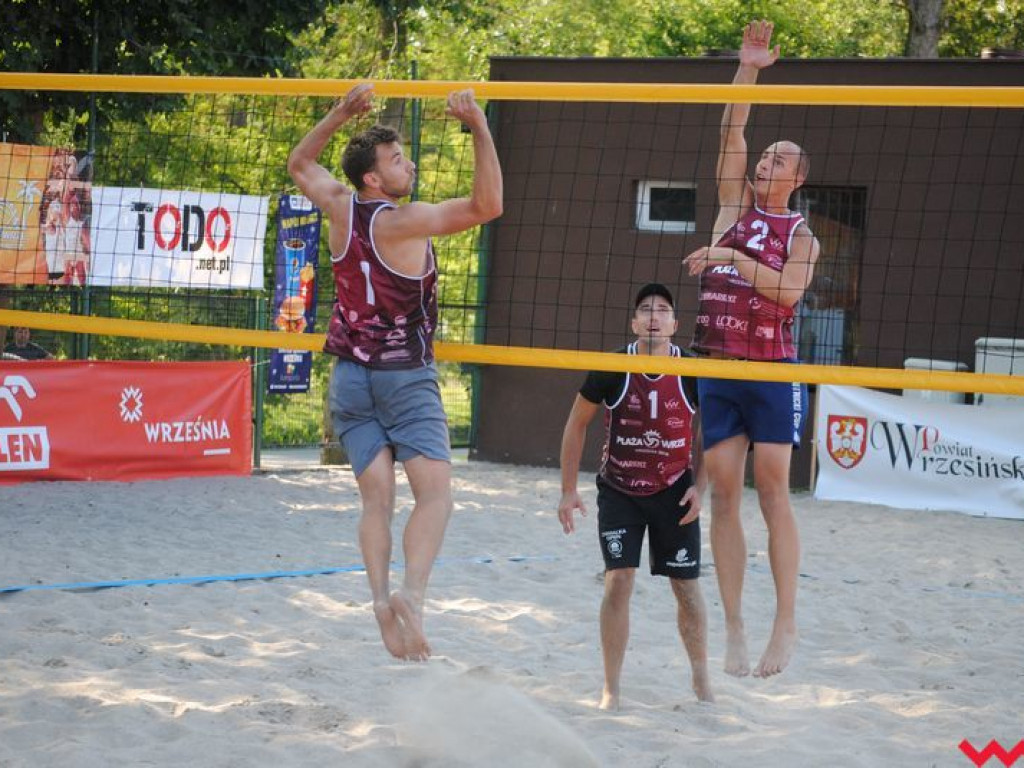 Kolejny turniej Plaża Wrze w toku. Sukces siatkarzy z Wrześni