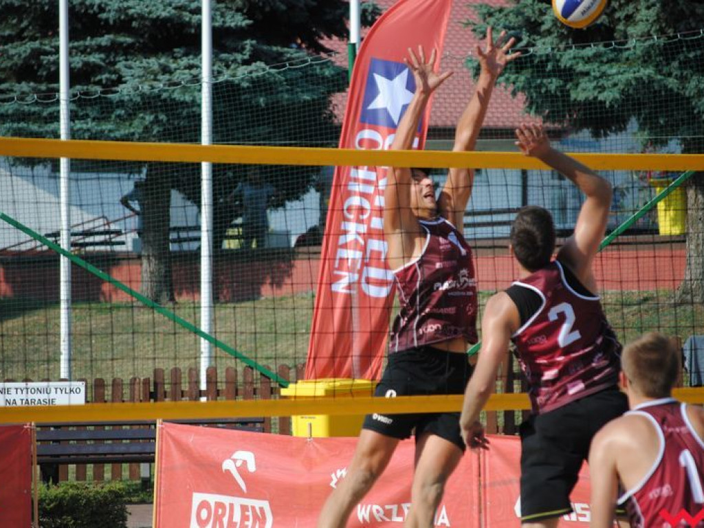 Kolejny turniej Plaża Wrze w toku. Sukces siatkarzy z Wrześni