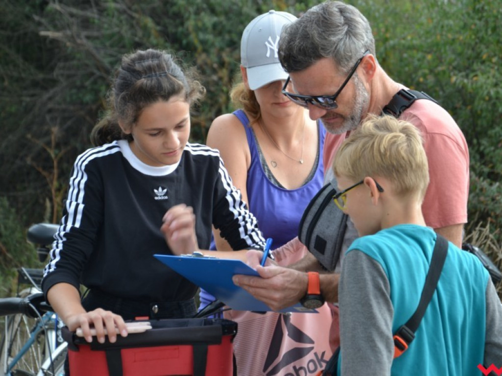Udany rajd rowerowy Doliną Wrześnicy.  Dobrą zabawę połączono z edukacją przyrodniczą