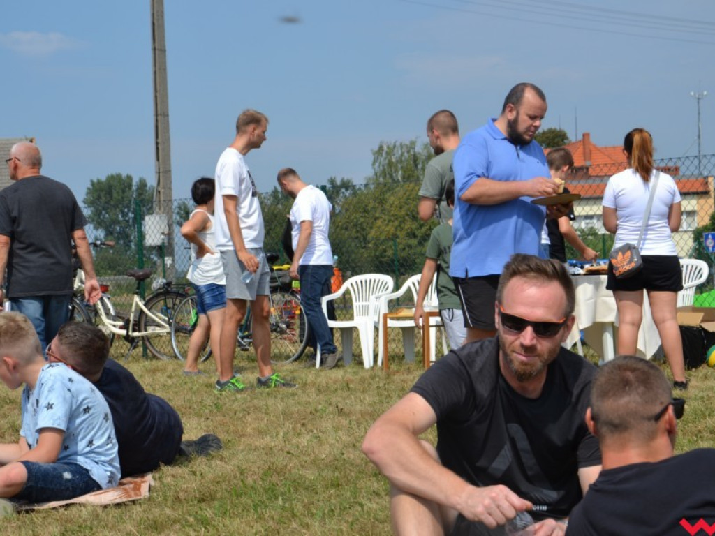 Udany rajd rowerowy Doliną Wrześnicy.  Dobrą zabawę połączono z edukacją przyrodniczą