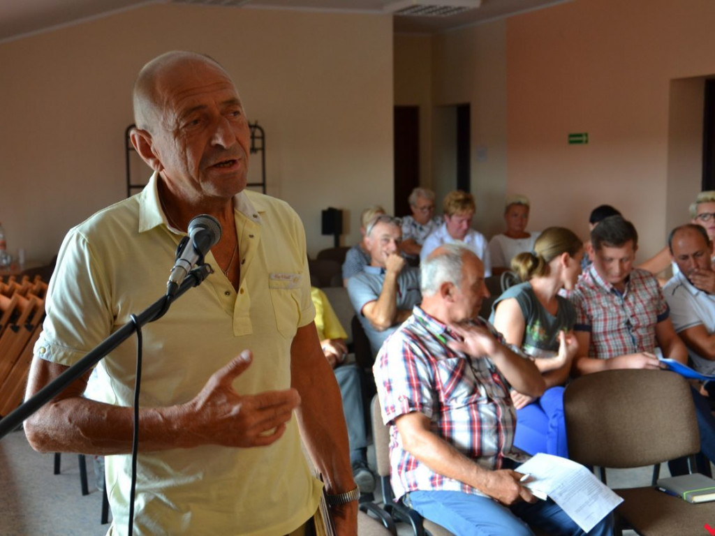 Radni nieugięci. Mieszkańcy Skotnik mają płacić za śmieci tyle samo co inni