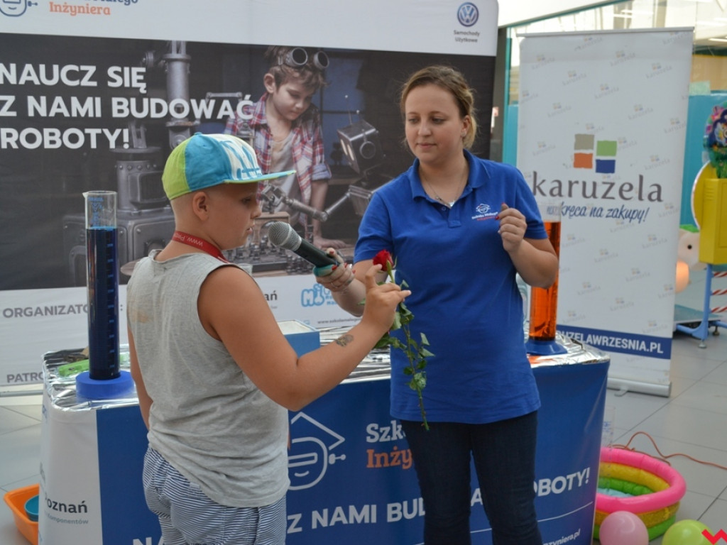 Ogień i ciekły azot w Karuzeli czyli ciekawostki naukowe w przerwie między zakupami