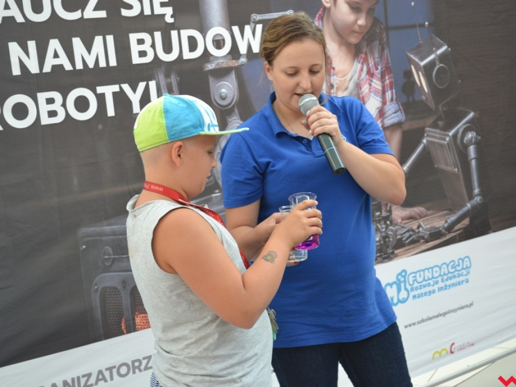 Ogień i ciekły azot w Karuzeli czyli ciekawostki naukowe w przerwie między zakupami