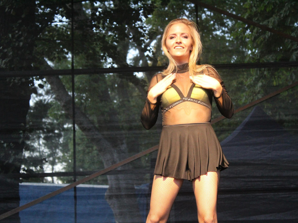 Odjazdowa zabawa w rytmie dance. Muzyczny weekend w Nekli rozpoczęty