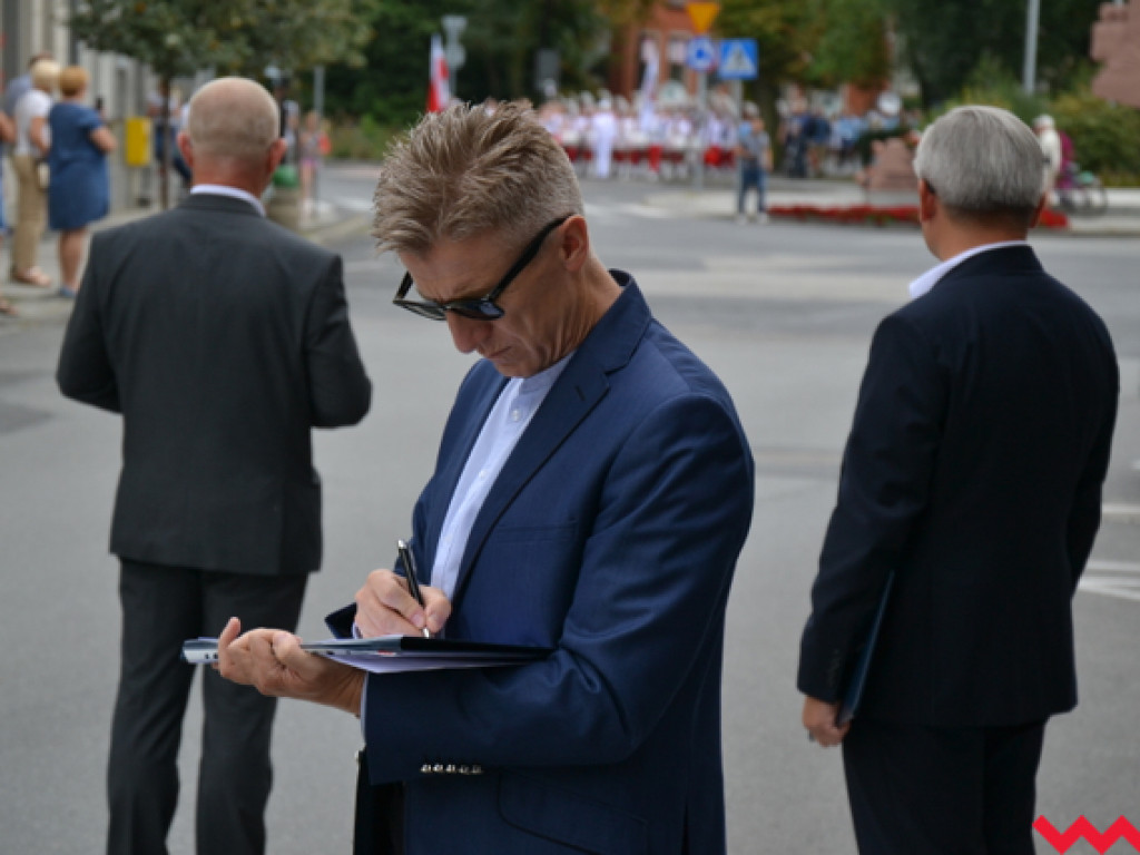 Batuty i buławy zaczarowały miasto. Trwa XIII Wrzesiński Festiwal Orkiestr Dętych