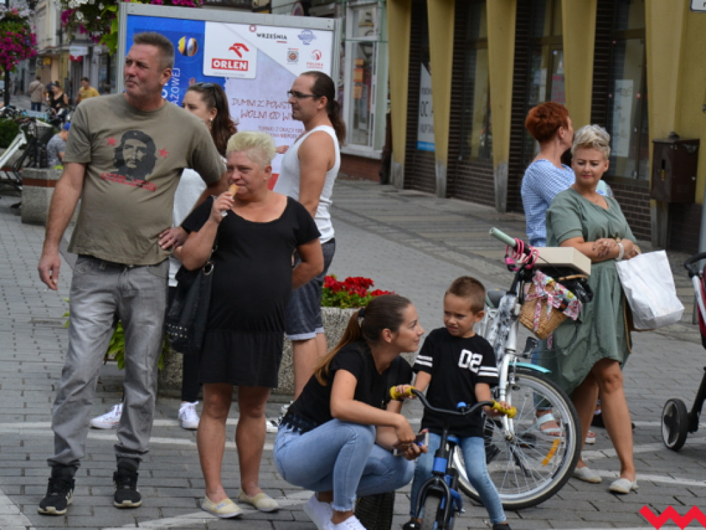 Batuty i buławy zaczarowały miasto. Trwa XIII Wrzesiński Festiwal Orkiestr Dętych