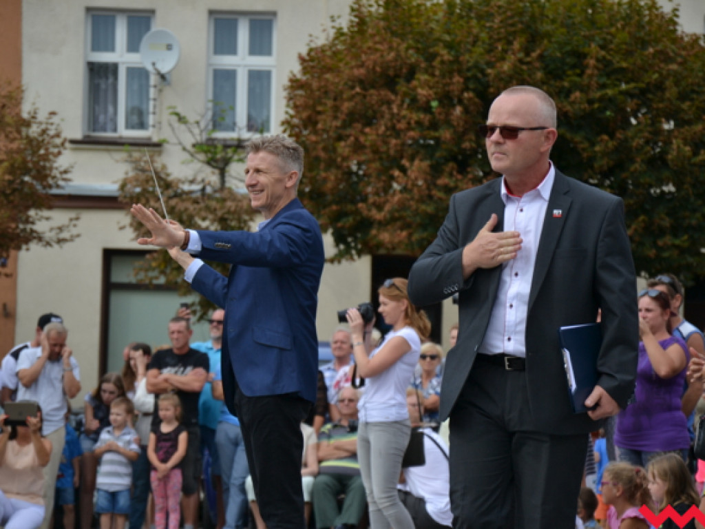 Batuty i buławy zaczarowały miasto. Trwa XIII Wrzesiński Festiwal Orkiestr Dętych