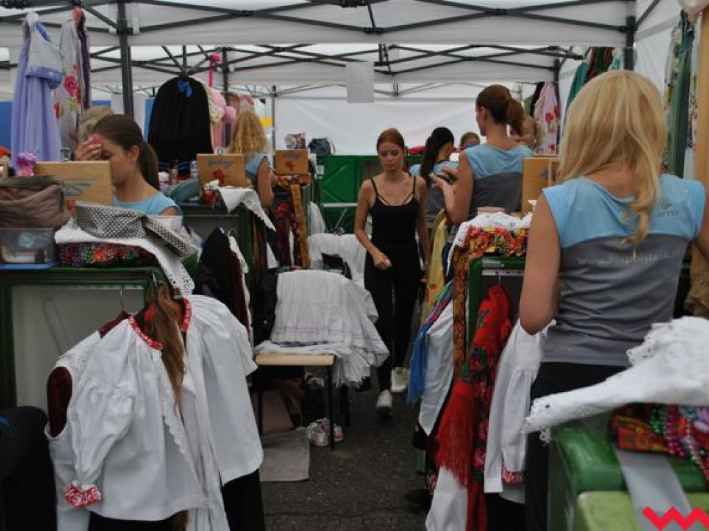 Zespół Śląsk zachwycił uczestników dożynek gminnych w Nowym Folwarku