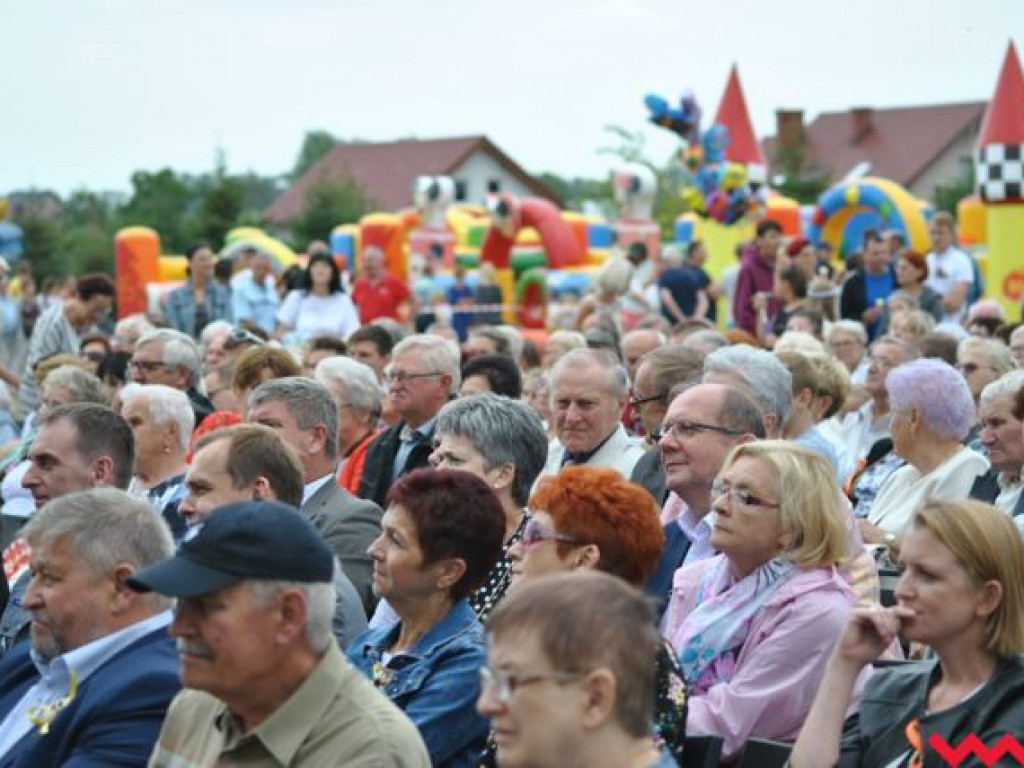 Zespół Śląsk zachwycił uczestników dożynek gminnych w Nowym Folwarku