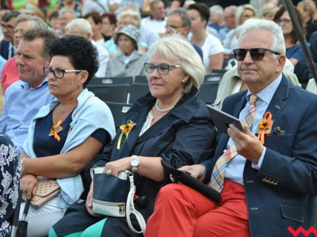 Zespół Śląsk zachwycił uczestników dożynek gminnych w Nowym Folwarku