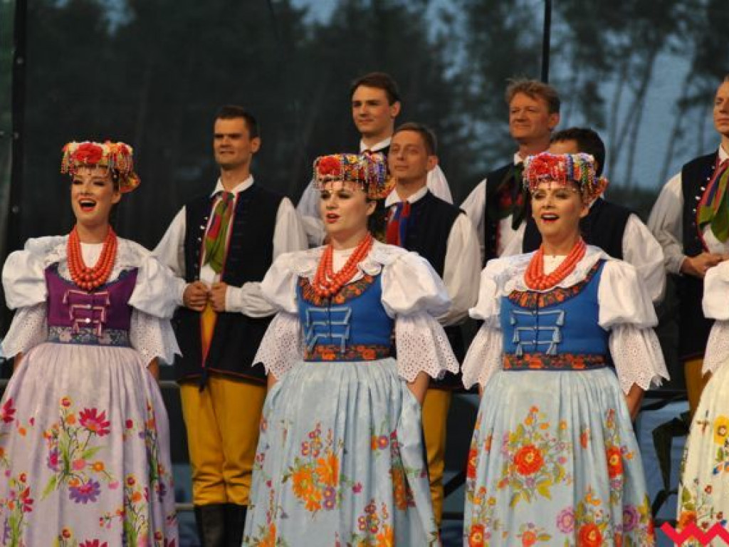 Zespół Śląsk zachwycił uczestników dożynek gminnych w Nowym Folwarku